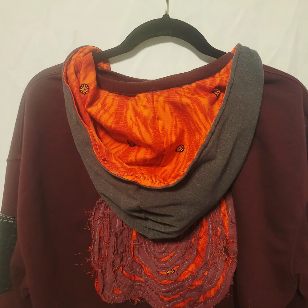 Athletic Works Maroon Graphic Sweater - Picture 3 of 15